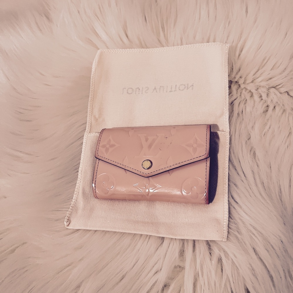 💕SOLD-Louis Vuitton Vernis Rose Ballerine 6 Key Holder